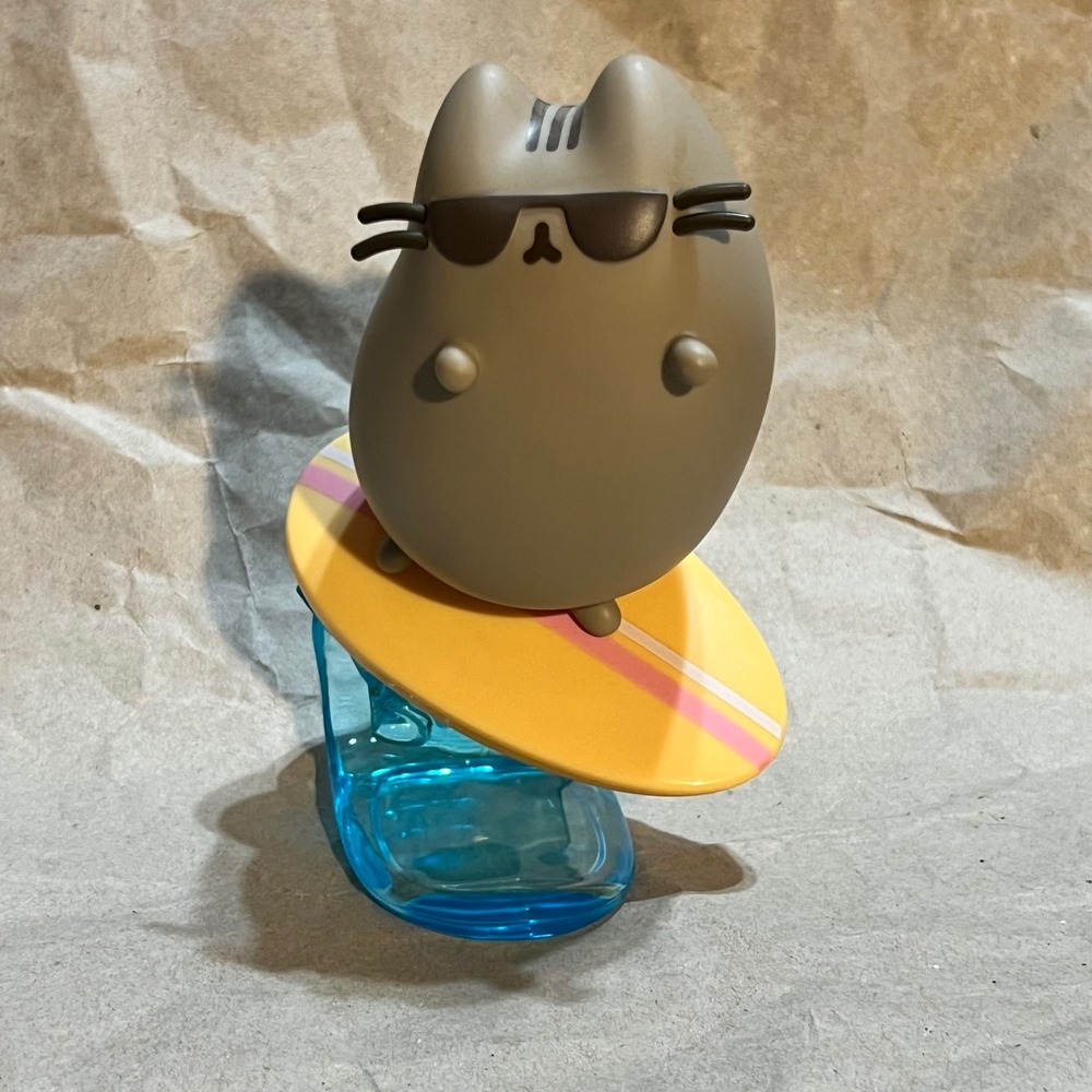 Pusheen Vinyl Figure Gray Surfing Pusheen with Sunglasses Yellow Surfboard